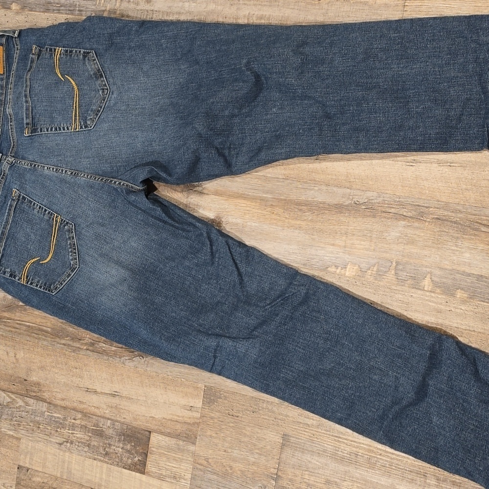 LEVI STRAUSS | Signature Mid Rise Straight | Medium Wash Denim | Size W33 L30​ - Picture 10 of 12